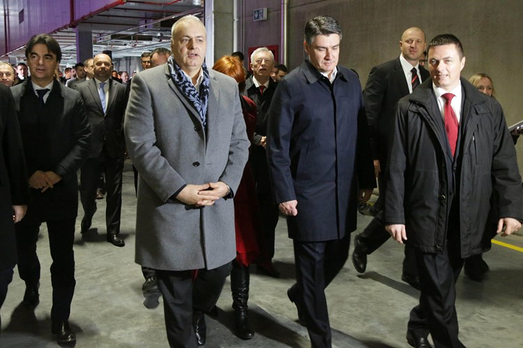 Slika /Vijesti/2015/ožujak/18 ožujka/premijer Kaufland.jpg